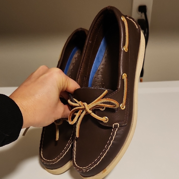 Sperry Brown Boat Shoes - Picture 11 of 13